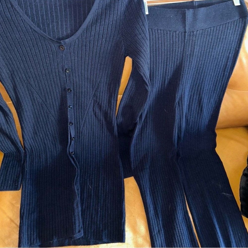 Women's Navy Ribbed Knit Set - Picture 2 of 6